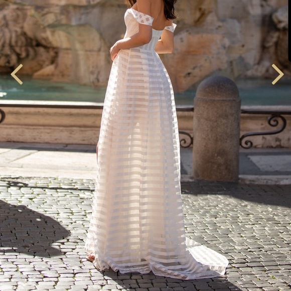 Wedding dress, reception dress, prom dress - Picture 3 of 4